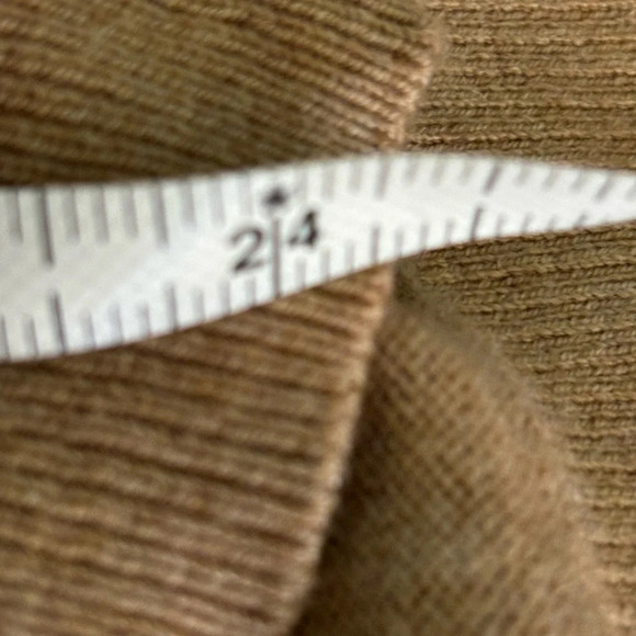 Gap Womens Camel Colored Sz XS Crewneck Wool Blend Long Sleeve Sweater - Picture 7 of 7